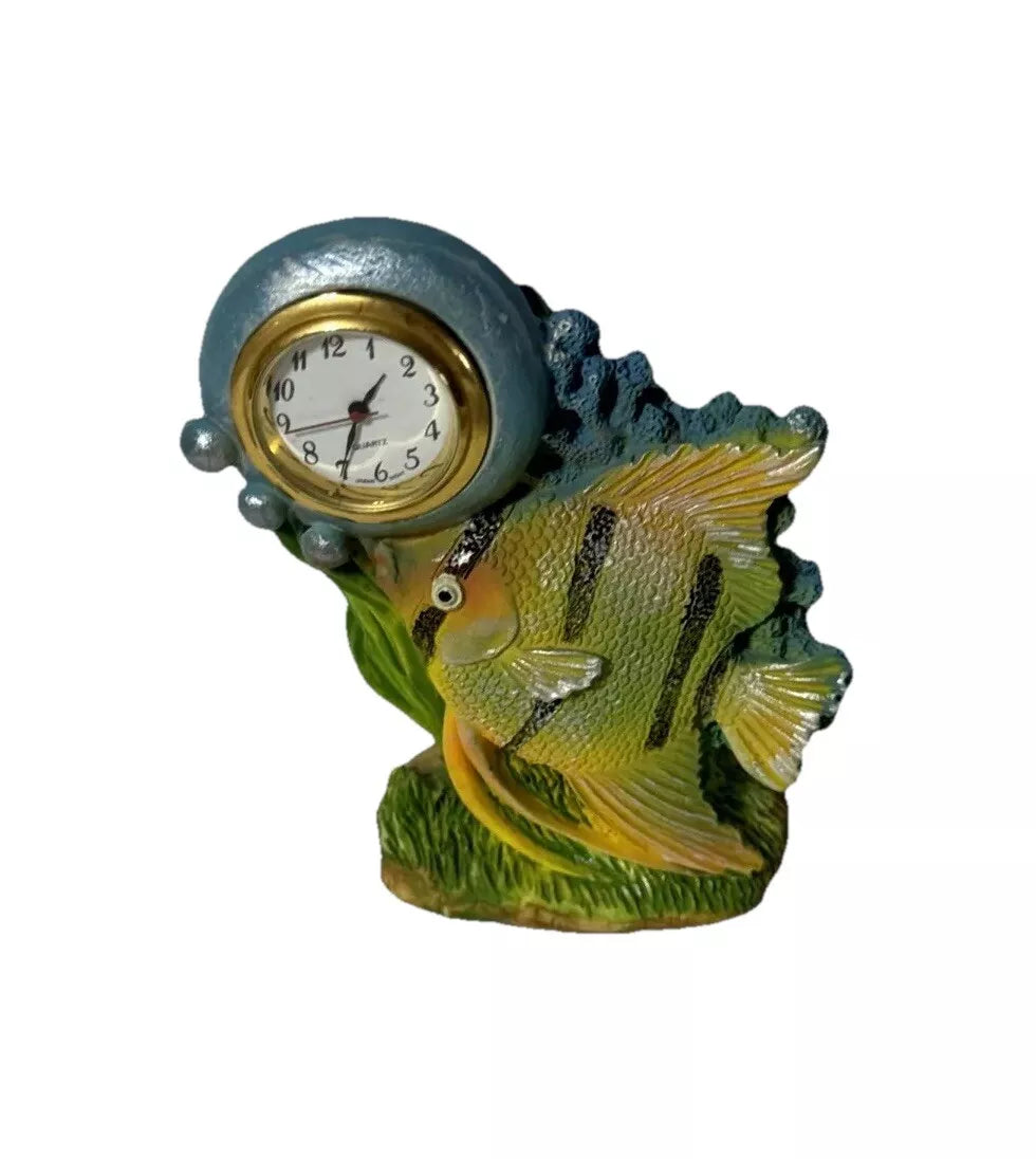 Vintage Fish Swimming Clock Bubbles And Seagrass Blue Reef Battery Operated Mini